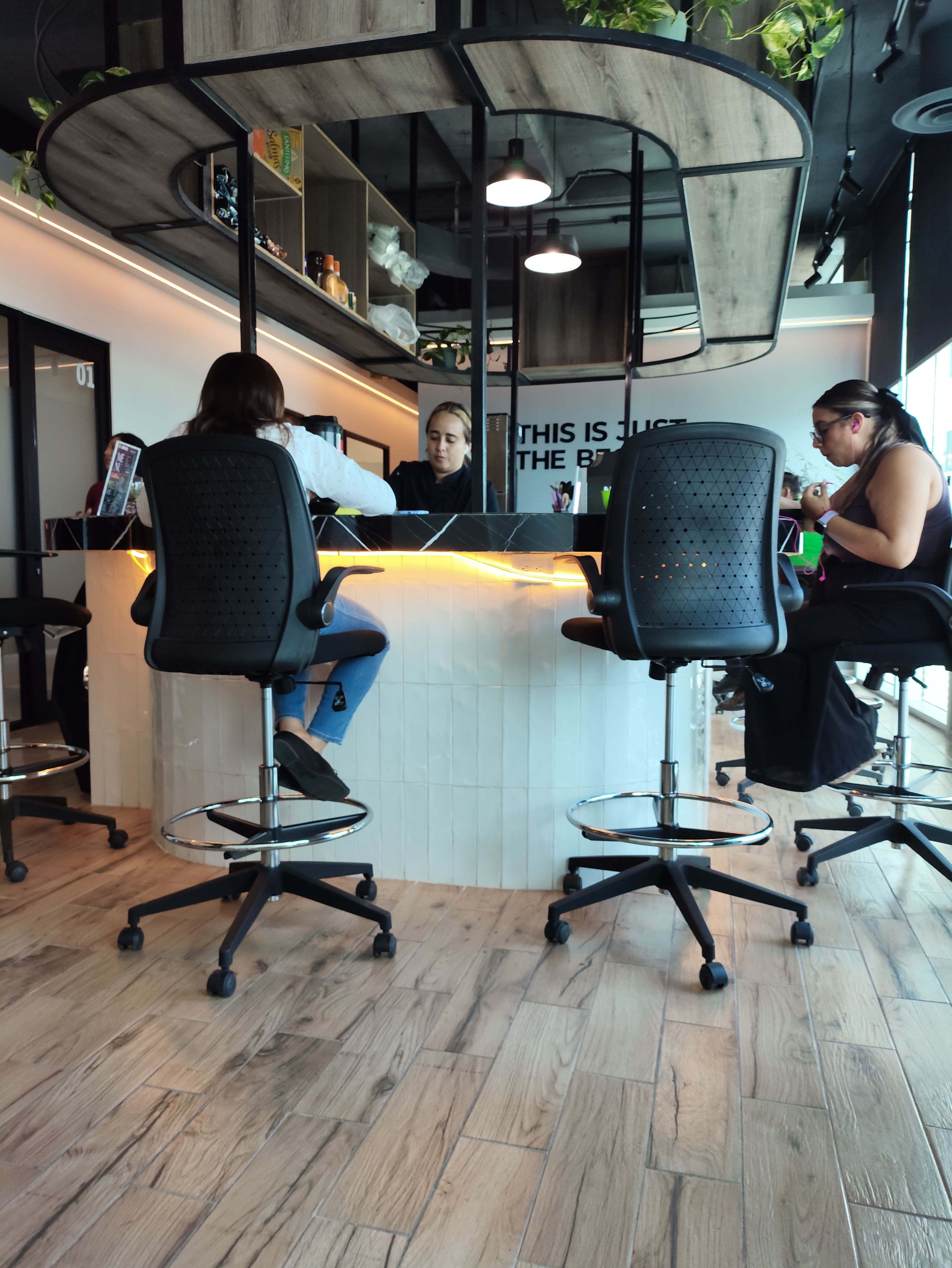 CasasRicas office photo 4