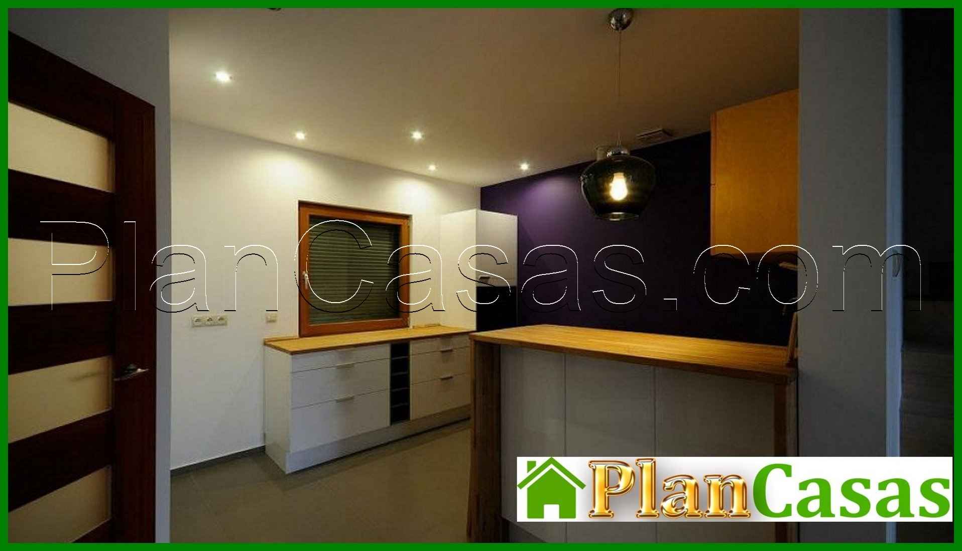 Galería de visualizaciones - Proyecto de una casa con pared alta en el ático