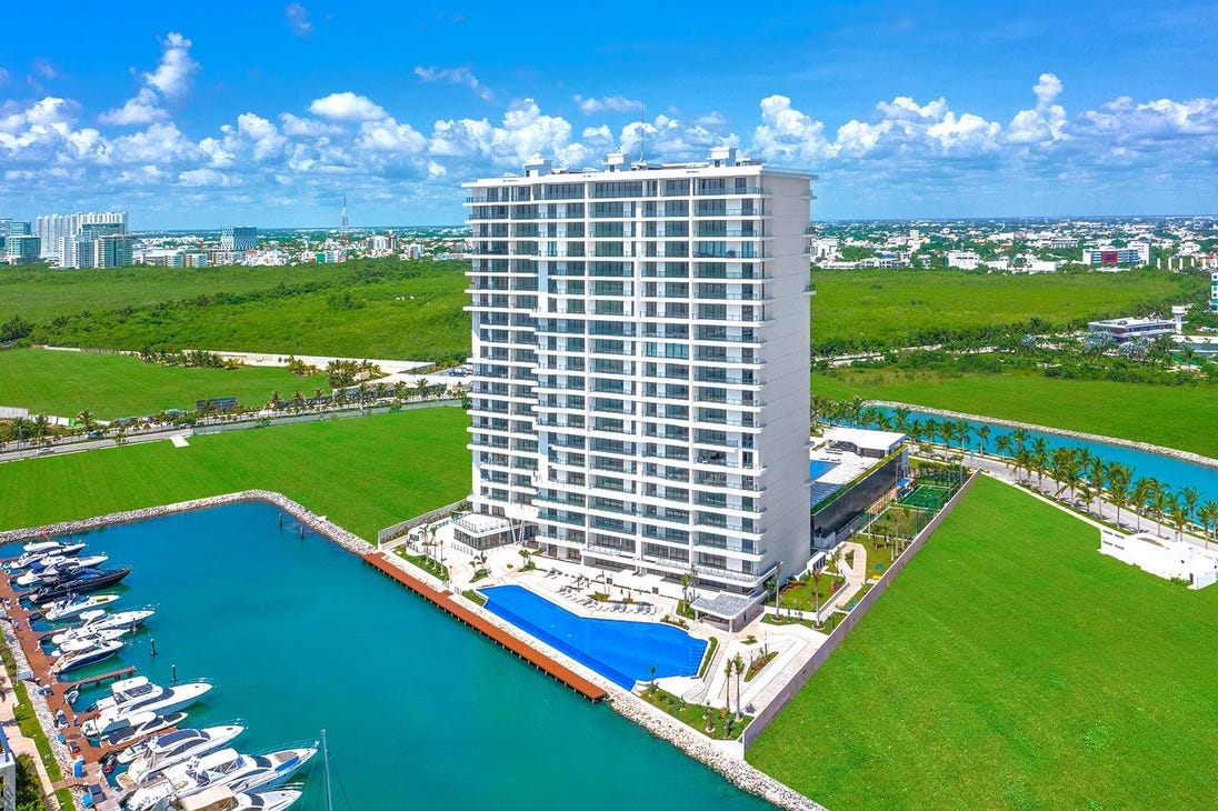 Photo gallery - Luxury Boutique Marina Condo in Cancun